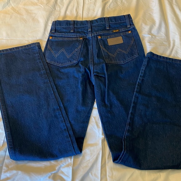 Men’s wranglers size 29x34 - Picture 2 of 5
